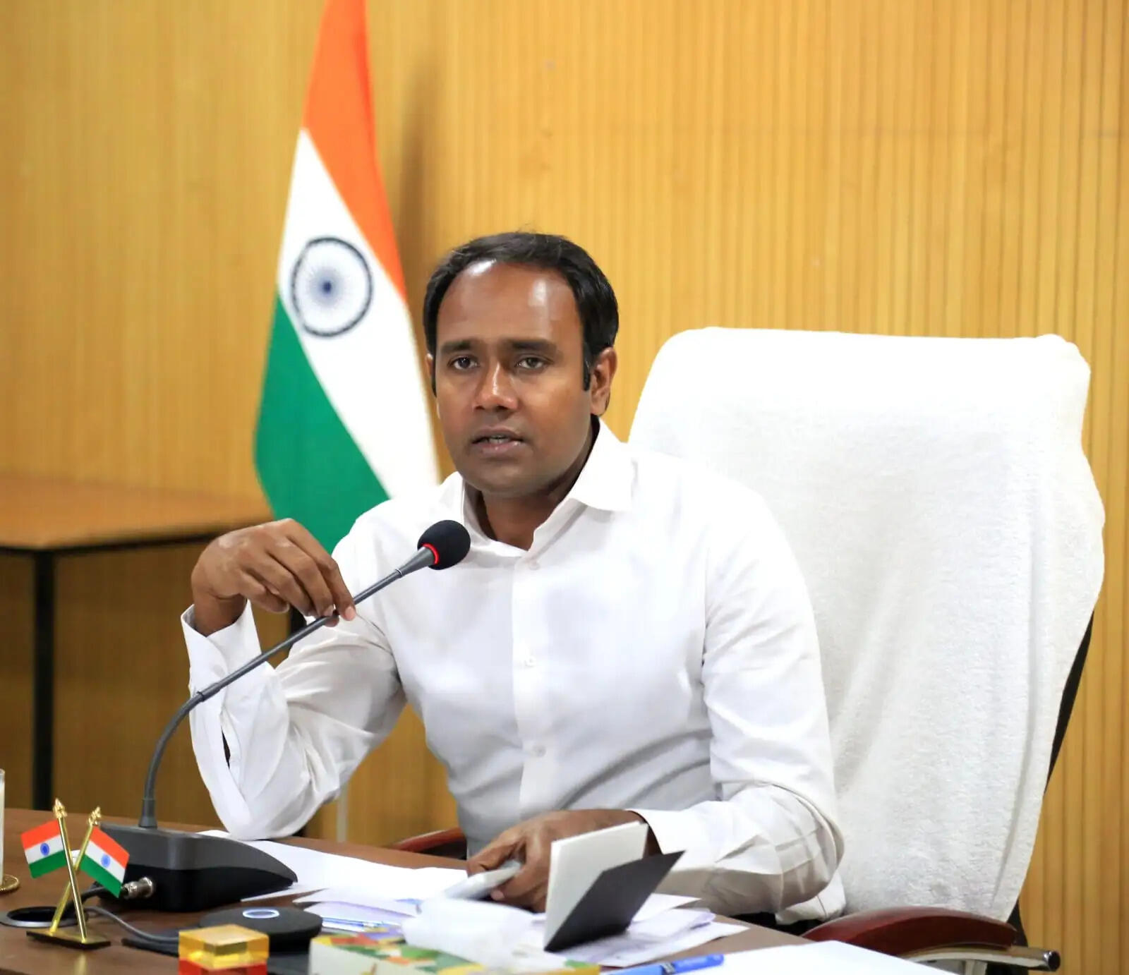 सागरः 1 अप्रैल से मनेगा भव्य 'प्रवेश उत्सव', तिलक लगाकर होगा बच्चों का स्वागत