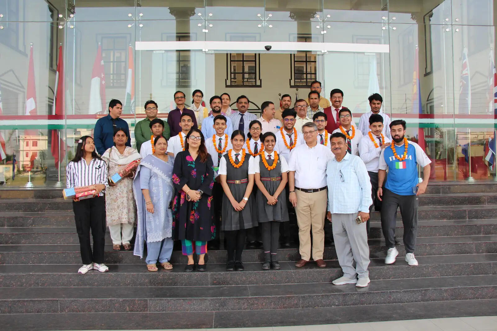 सीतापुर-रीजेंसी पब्लिक स्कूल के विद्यार्थियों ने परीक्षा में दिखाया दमदार प्रदर्शन