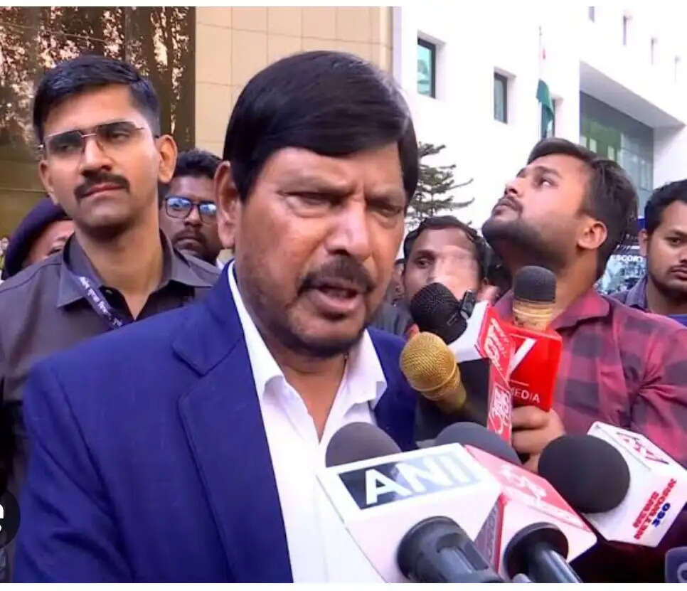 पांच राज्यों के विधानसभा चुनावों में भारी बहुमत से बनेगी एनडीए की सरकार : रामदास आठवले