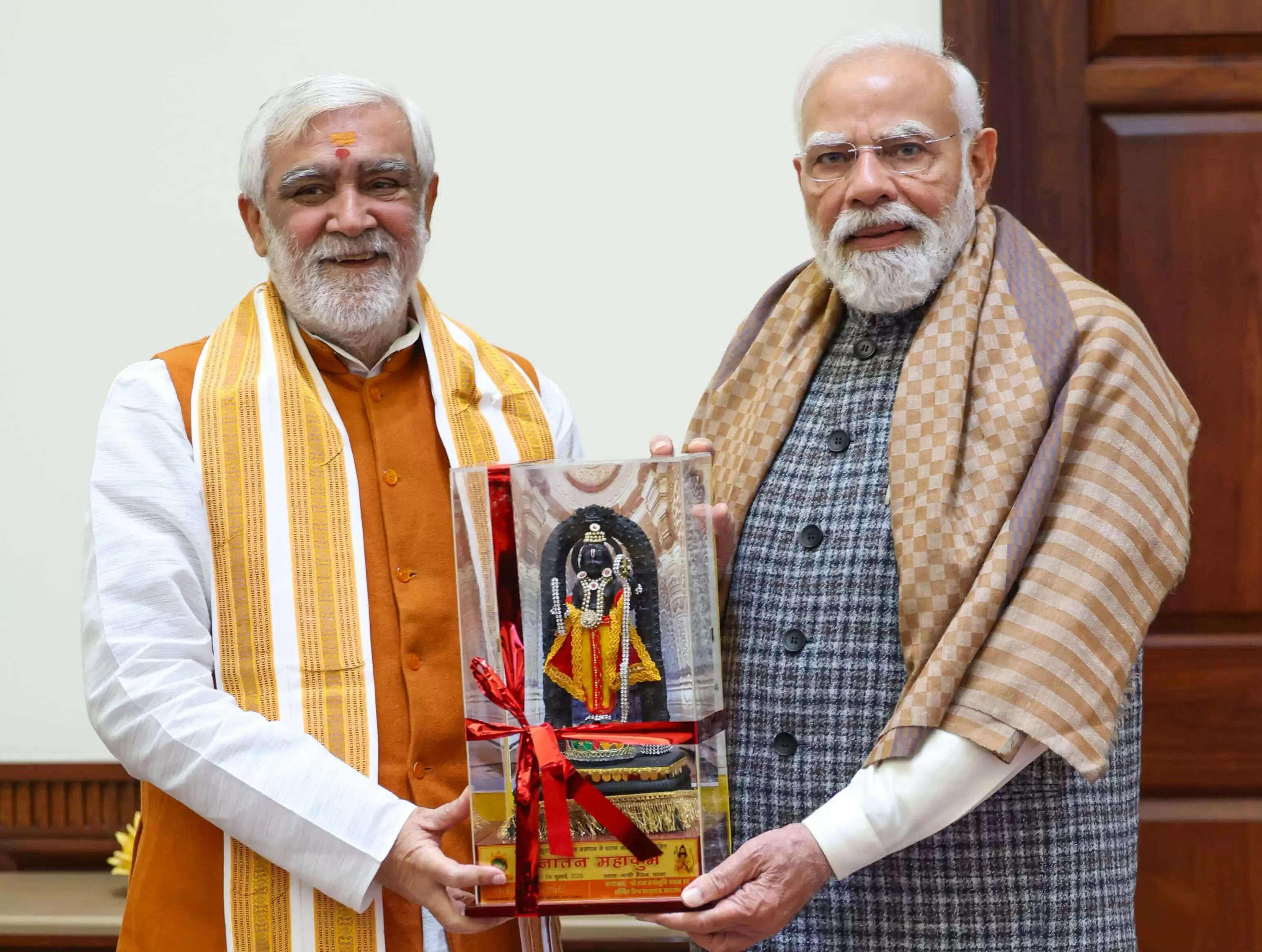 प्रधानमंत्री नरेंद्र मोदी से पूर्व केंद्रीय मंत्री अश्विनी चौबे ने की मुलाकात