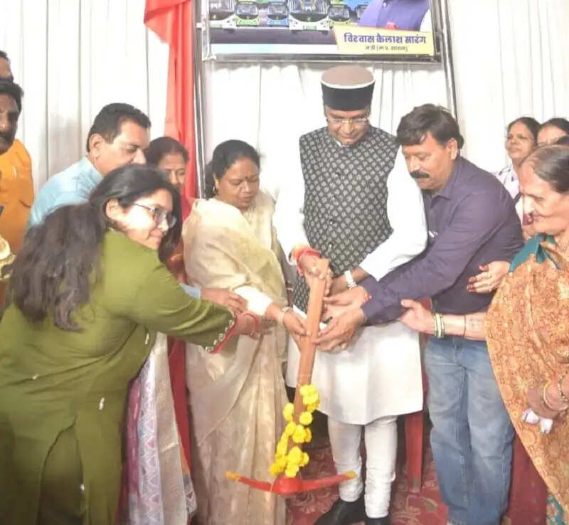 भोपालः मंत्री सारंग ने किया पीएम ई-बस डिपो एवं चार्जिंग प्वाइंट का भूमिपूजन