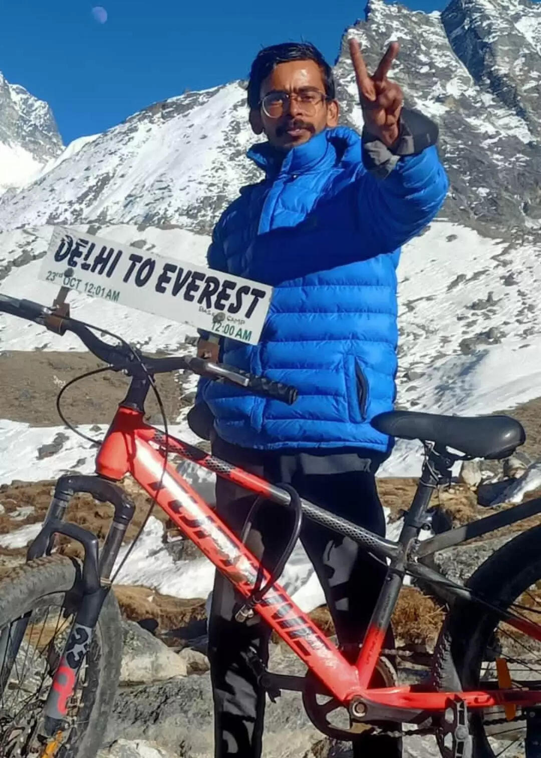 बिना-गियर वाली साइकिल से रितेश ने छुआ एवरेस्ट बेस कैंप, 41 दिनों में पूरी की यात्रा