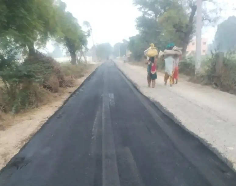 सोनीपत: ग्रामीणों ने डिप्टी सीएम से की थी मांग और अब सड़क निर्माण शुरू