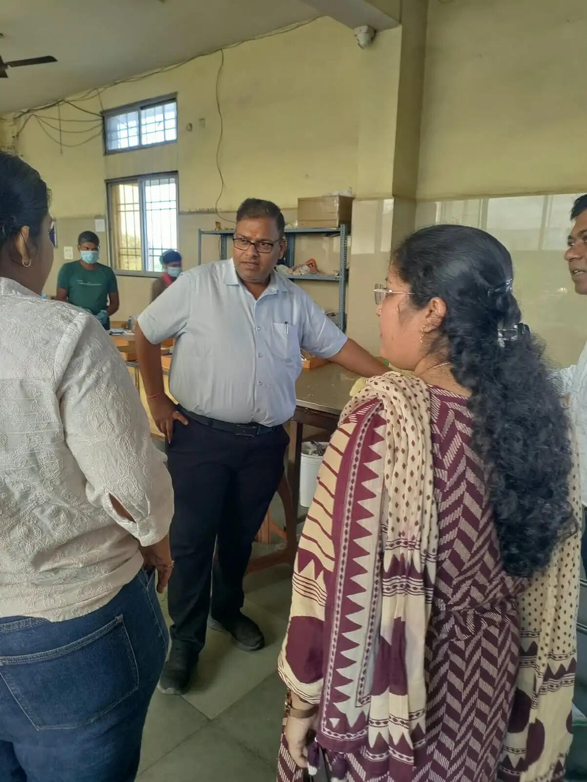 रायपुर : त्योहारों से पहले खाद्य विभाग की बड़ी कार्रवाई, तीन प्रतिष्ठानों के लाइसेंस निलंबित
