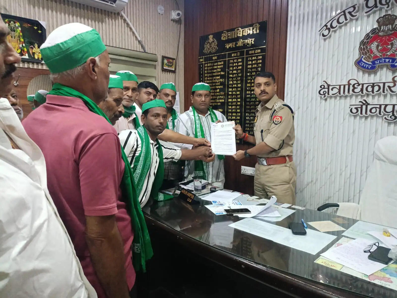 जाैनपुर में किसान संगठन ने एनएच-233 के 16 किमी हिस्से में भारी वाहनों की नो-एंट्री की मांग की