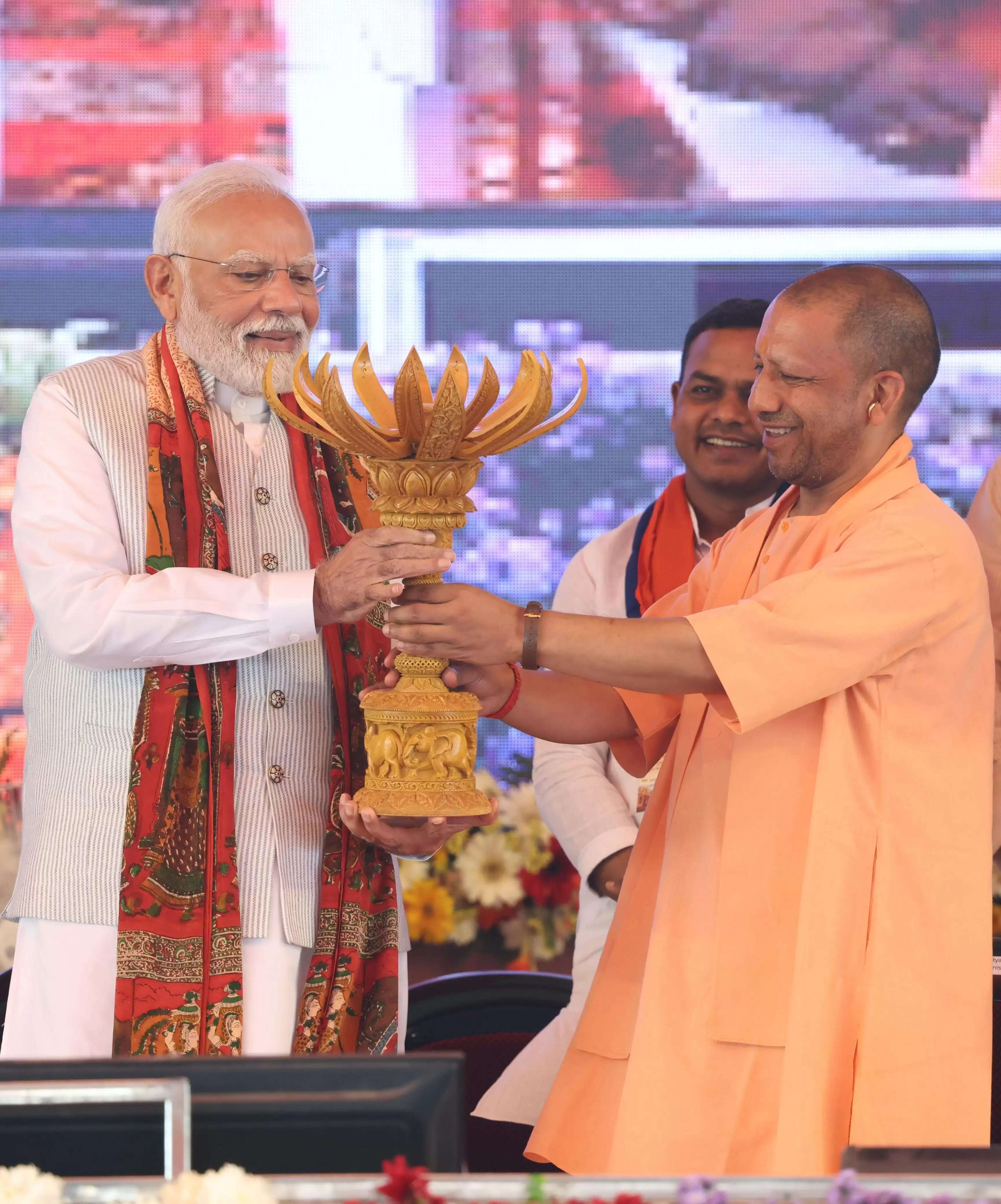 नई काशी को देखने के लिए हर श्रद्धालु उतावला : योगी आदित्यनाथ