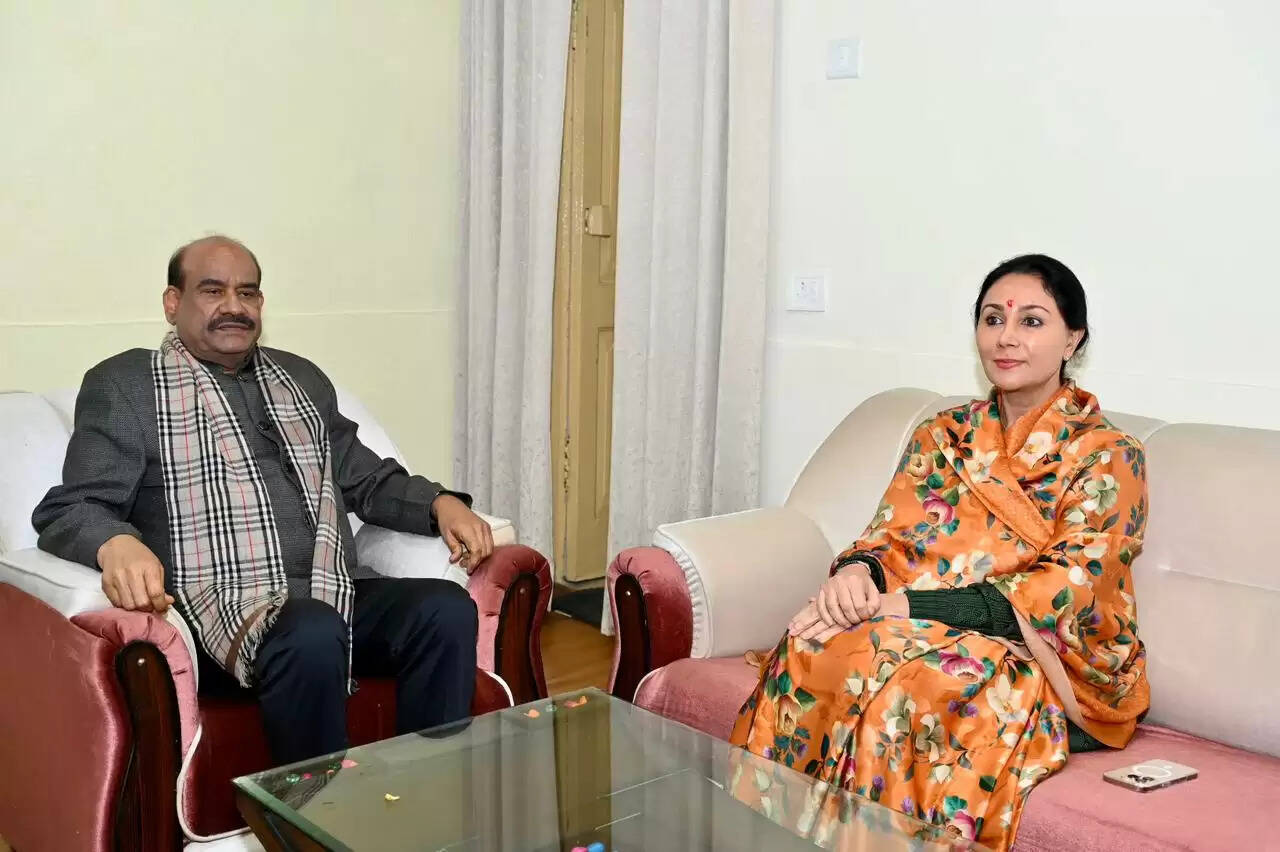 उपमुख्यमंत्री दीया कुमारी की लोकसभा अध्यक्ष ओम बिरला से शिष्टाचार भेंट