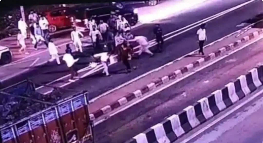 रांची के मांडर टोल प्लाजा पर मारपीट में कई कर्मी घायल