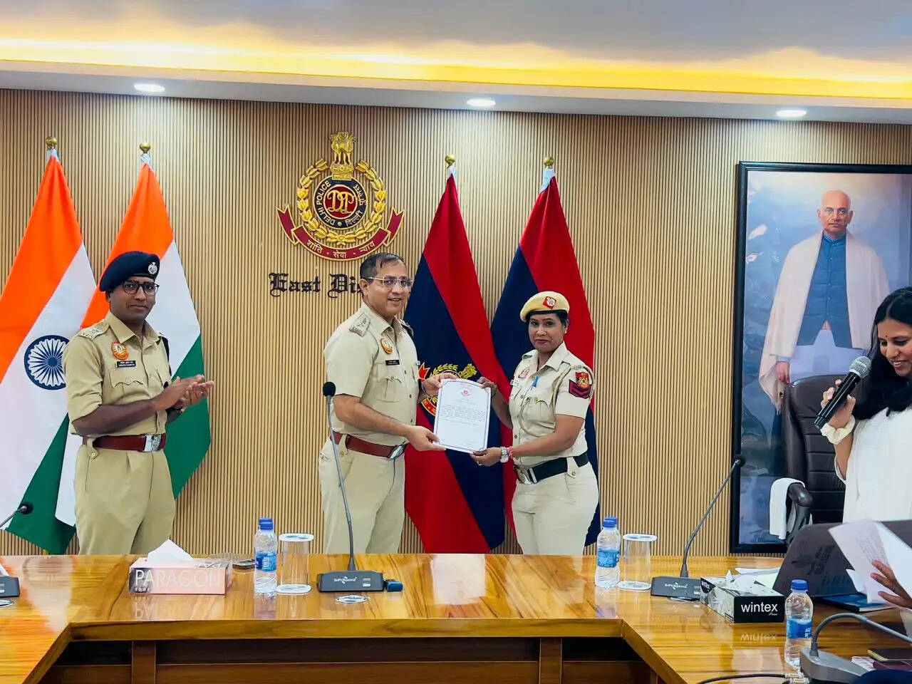 उत्कृष्ट कार्य करने वाले 106 पुलिसकर्मियों को सम्मान