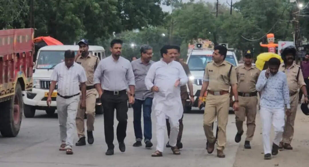 राजगढ़ः राज्यमंत्री टेटवाल ने शहर की व्यवस्थाओं का लिया जायजा, बोले- जनता को समय पर मिलें मूलभूत सुविधाएं