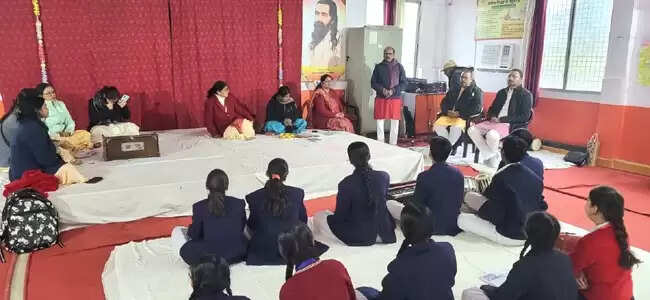 संगीत मानसिक शांति एवं व्यक्तित्व विकास में महत्वपूर्ण : युगल किशोर मिश्र