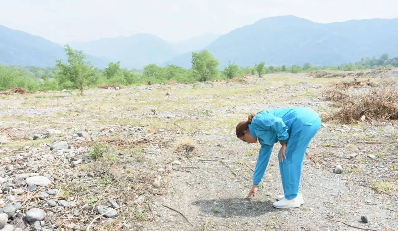 खेल मंत्री ने समतलीकरण कार्यों का निरीक्षण कर अधिकारियों को दिए निर्देश