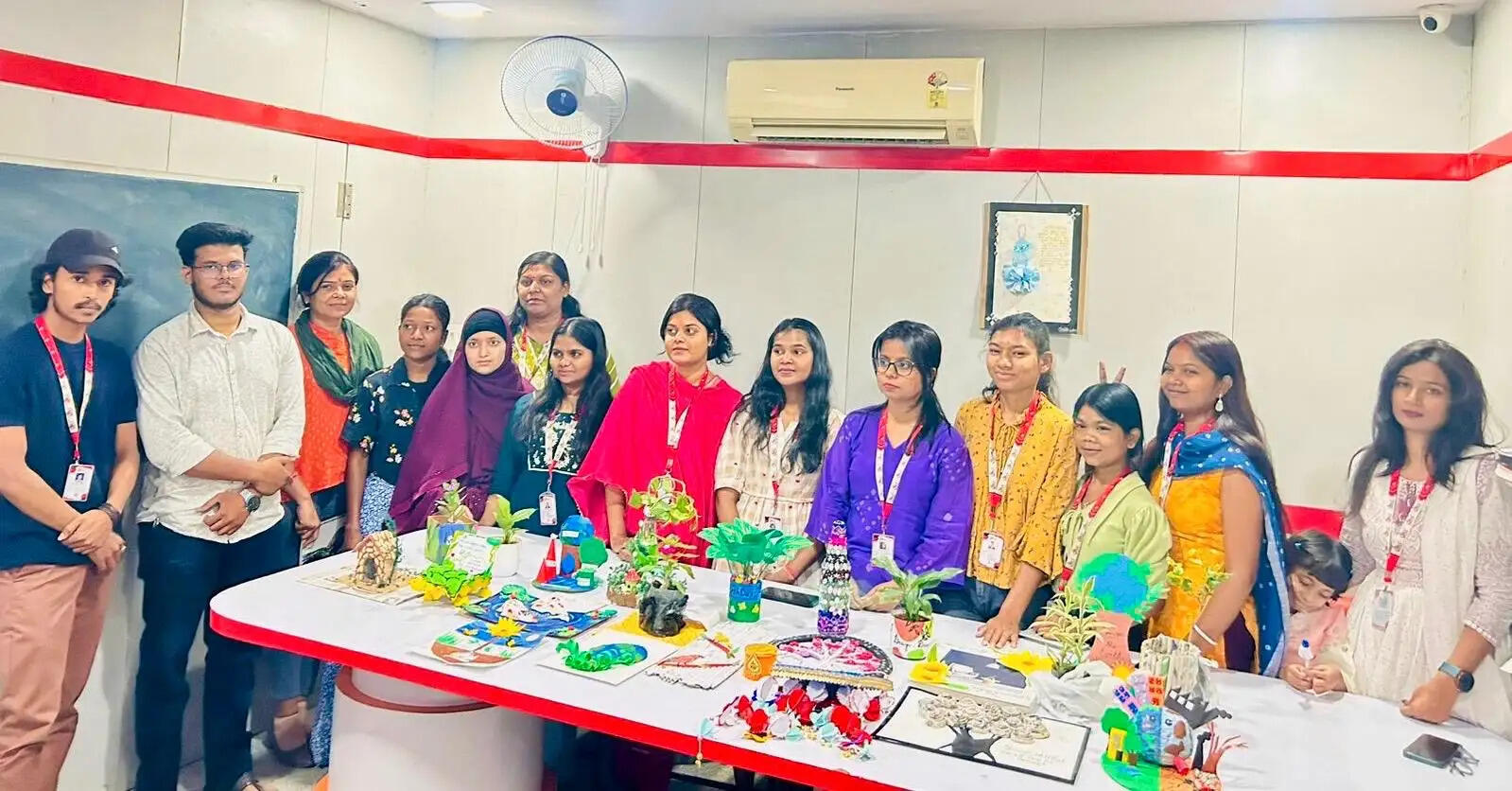 पृथ्वी दिवस पर विद्यार्थियों ने दिखाई रचनात्मकता