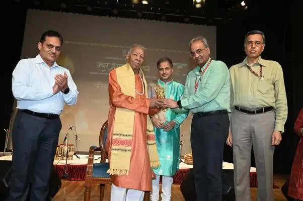 आकाशवाणी के 90 वर्ष पूरे होने पर ‘स्वर प्रेरणा वीथिका’ का शुभारंभ, पंडित हरिप्रसाद चौरसिया ने किया उद्घाटन