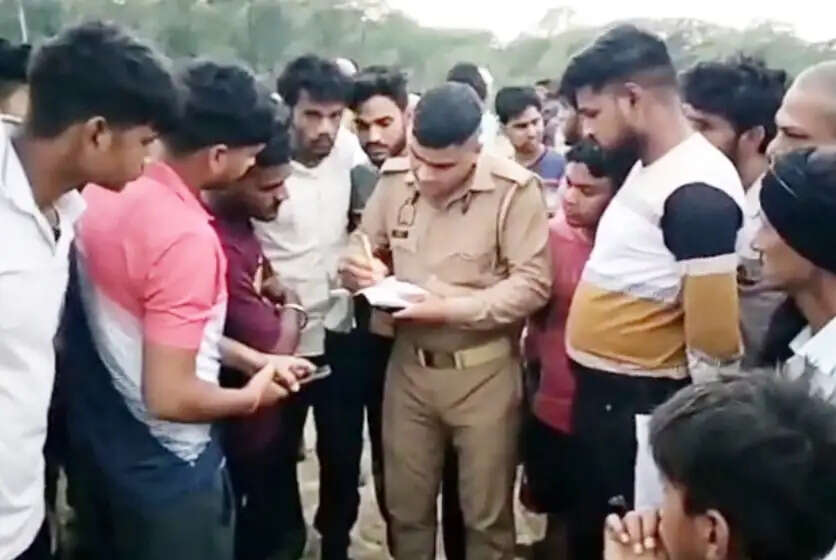 आकाशीय बिजली गिरने से गर्भवती महिला की मौत