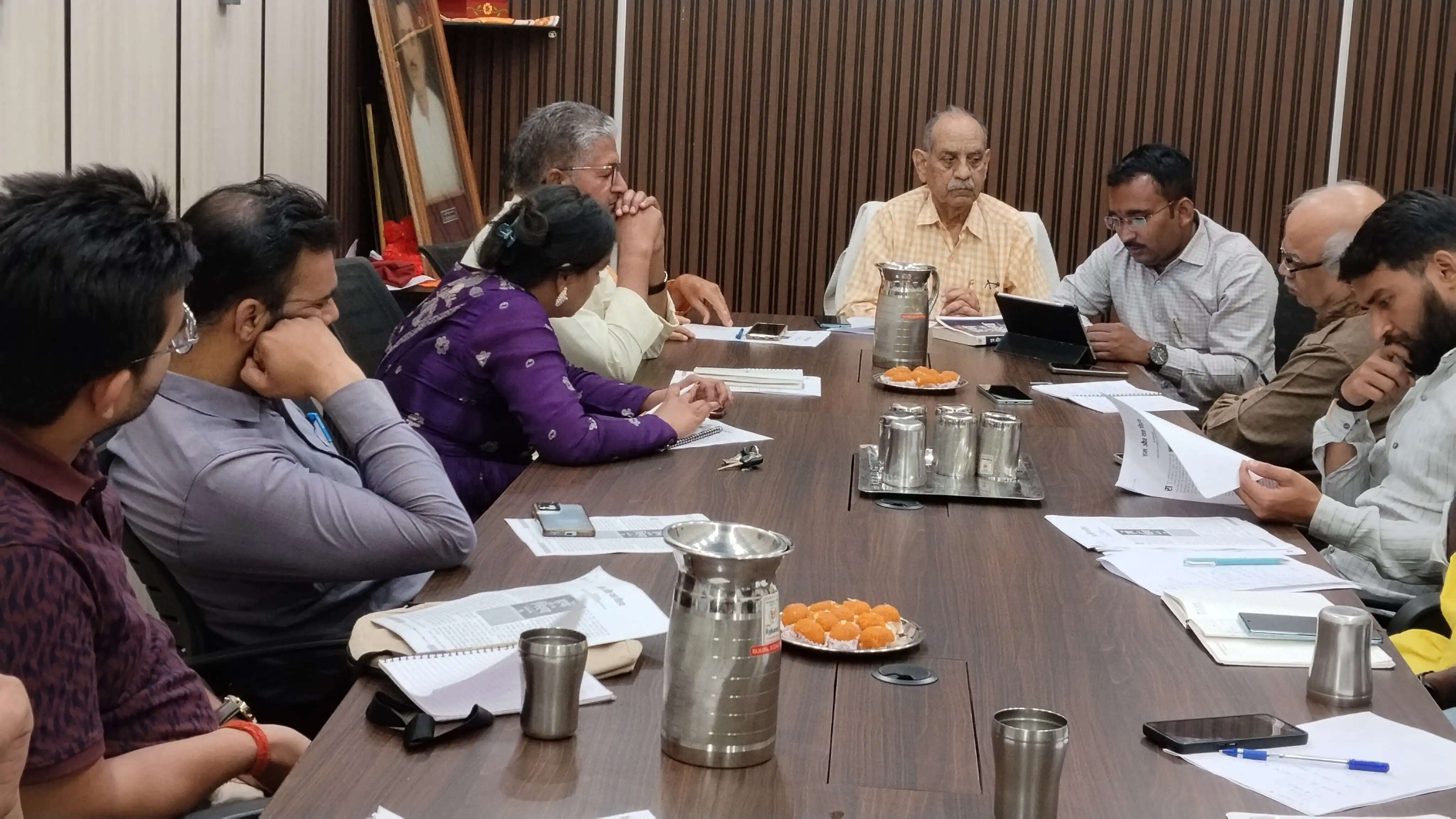 पुस्तक पढ़ने की प्रवृत्ति कम होना चिन्ताजनक : मनोजकांत