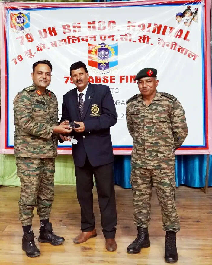 घोड़ाखाल एनसीसी शिविर में सूबेदार मेजर पांडे ने कैडेटों को किया प्रेरित
