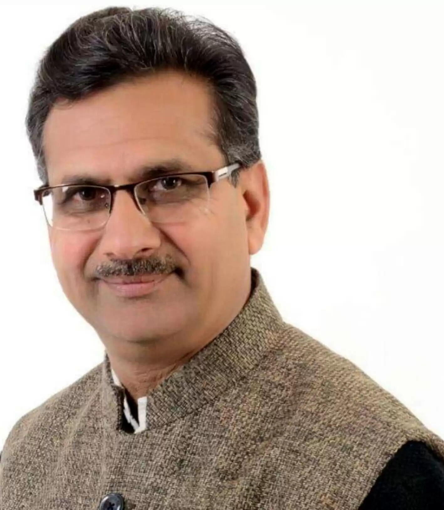 हिसार : मच्छरों के बढ़ते प्रकोप पर सजग संस्था ने फॉगिंग की उठाई मांग