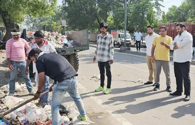 सोनीपत में हड़ताल खत्म स्वच्छता रैंकिंग सुधरेगी: निखिल मदान