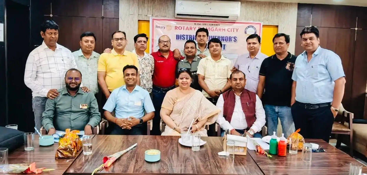 रोटरी की डिस्ट्रिक्ट गवर्नर नम्रता का रामगढ़ दौरा