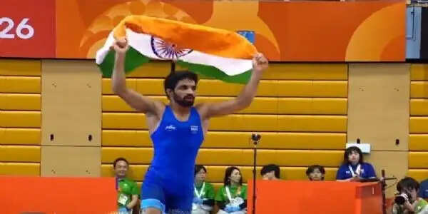 एशियन खेल 2026ः अमन ने 57 किग्रा फ्रीस्टाइल में रचा इतिहास, विश्व चैंपियन को हराकर जीता स्वर्ण