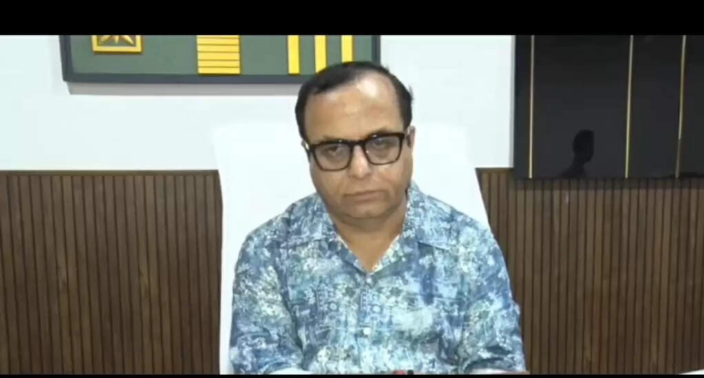 उत्तराखंड के स्कूलों में 2026-27 से पाठ्यक्रम में शामिल होंगी श्रीमद्भगवद्गीता और रामायण