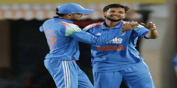 इंग्लैंड के खिलाफ तीसरे वनडे के लिए चोटिल वॉशिंगटन सुंदर की जगह हर्ष दुबे को मौका