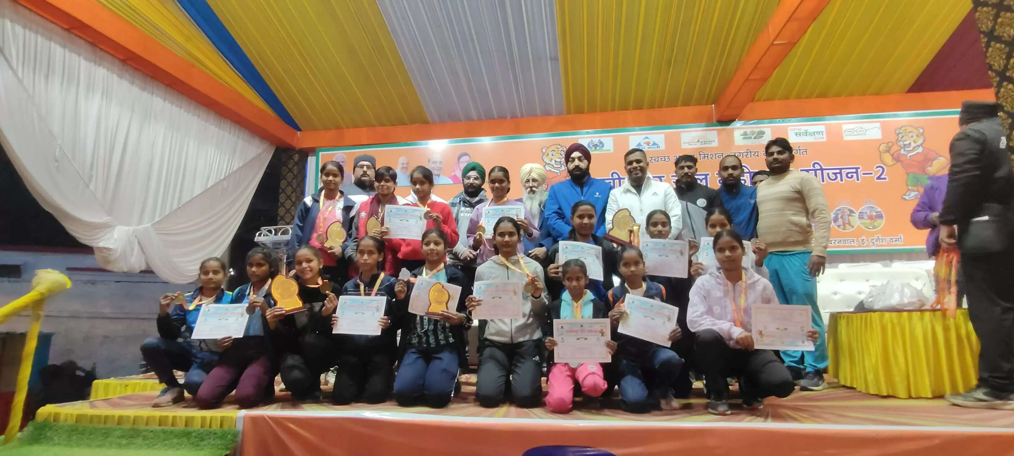 लखीमपुर खेल महोत्सव सीजन–2: आठवें दिन खेलों का रोमांच, टेबल टेनिस से क्रिकेट तक दिखा दमखम