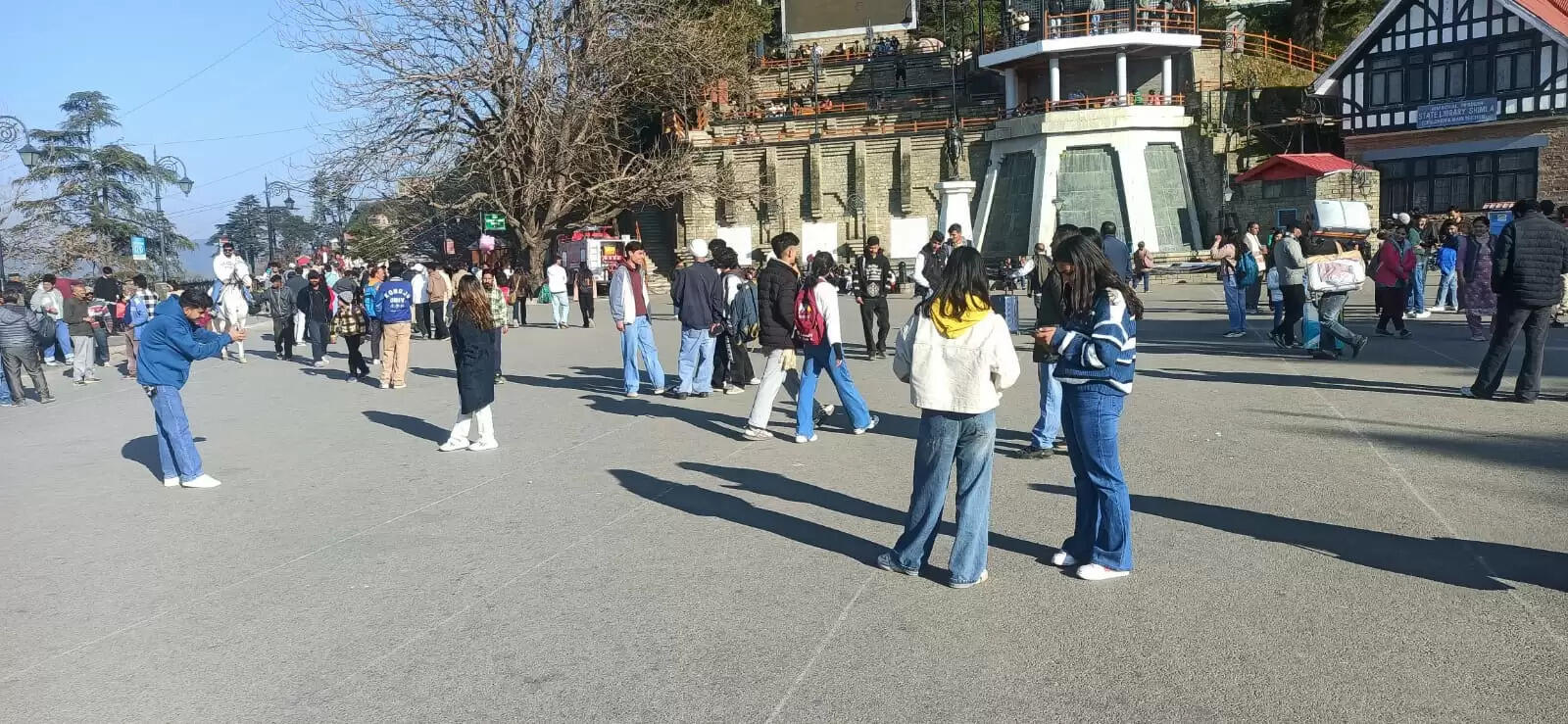 हिमाचल में बिगड़ेगा मौसम, पर्वतीय क्षेत्रों में बर्फबारी के आसार