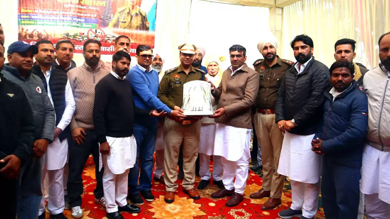 सिरसा: सामूहिक प्रयास और दृढ़ इच्छाशक्ति से युवा पीढ़ी को नशे से बचाएं: एसपी