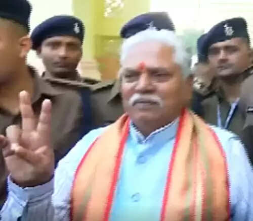 बिहार विधानसभा अध्यक्ष पद के लिए एनडीए के डॉ प्रेम कुमार ने किया नामांकन