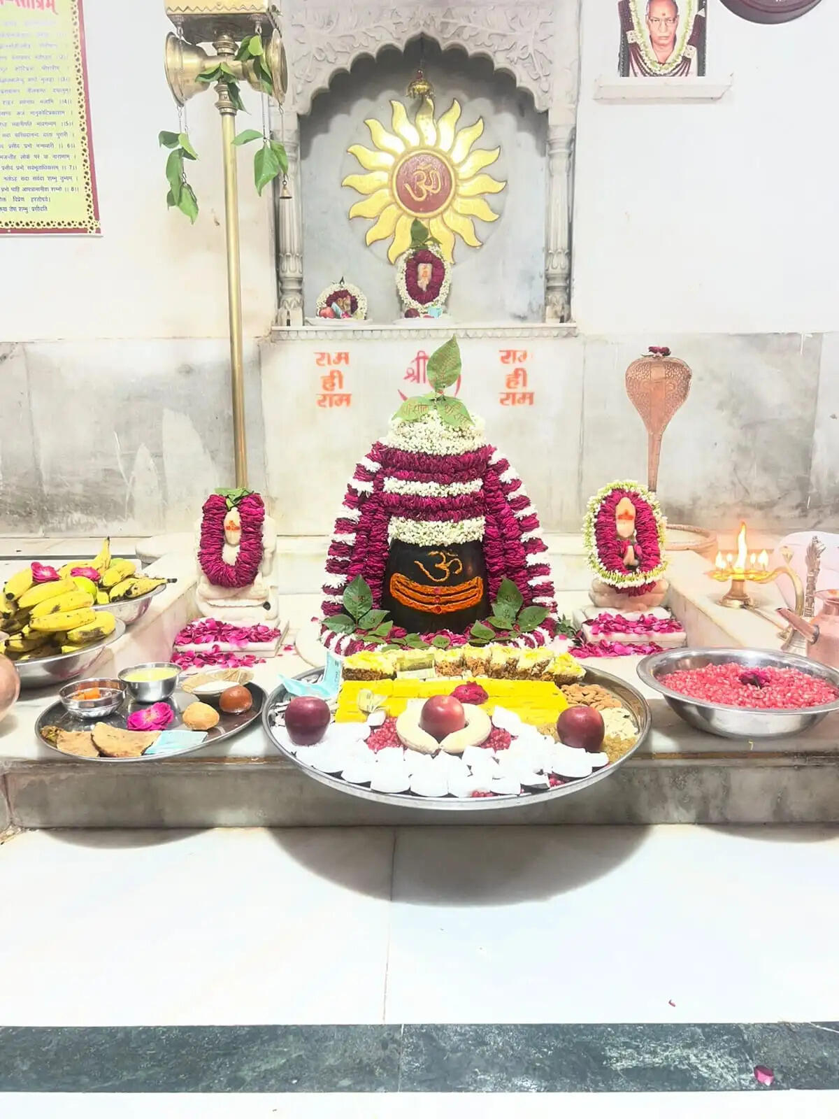 सावन के तीसरे सोमवार को शिवमय हुई छोटी काशी