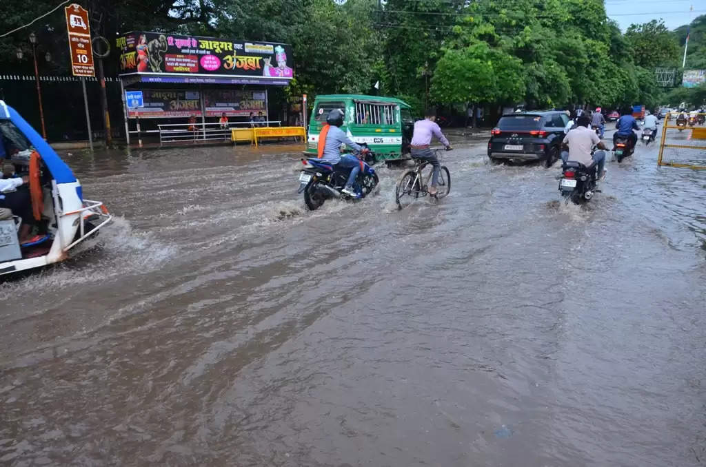 ग्वालियर: आधे शहर में झमाझम हुई बारिश, बाकी में सूखा