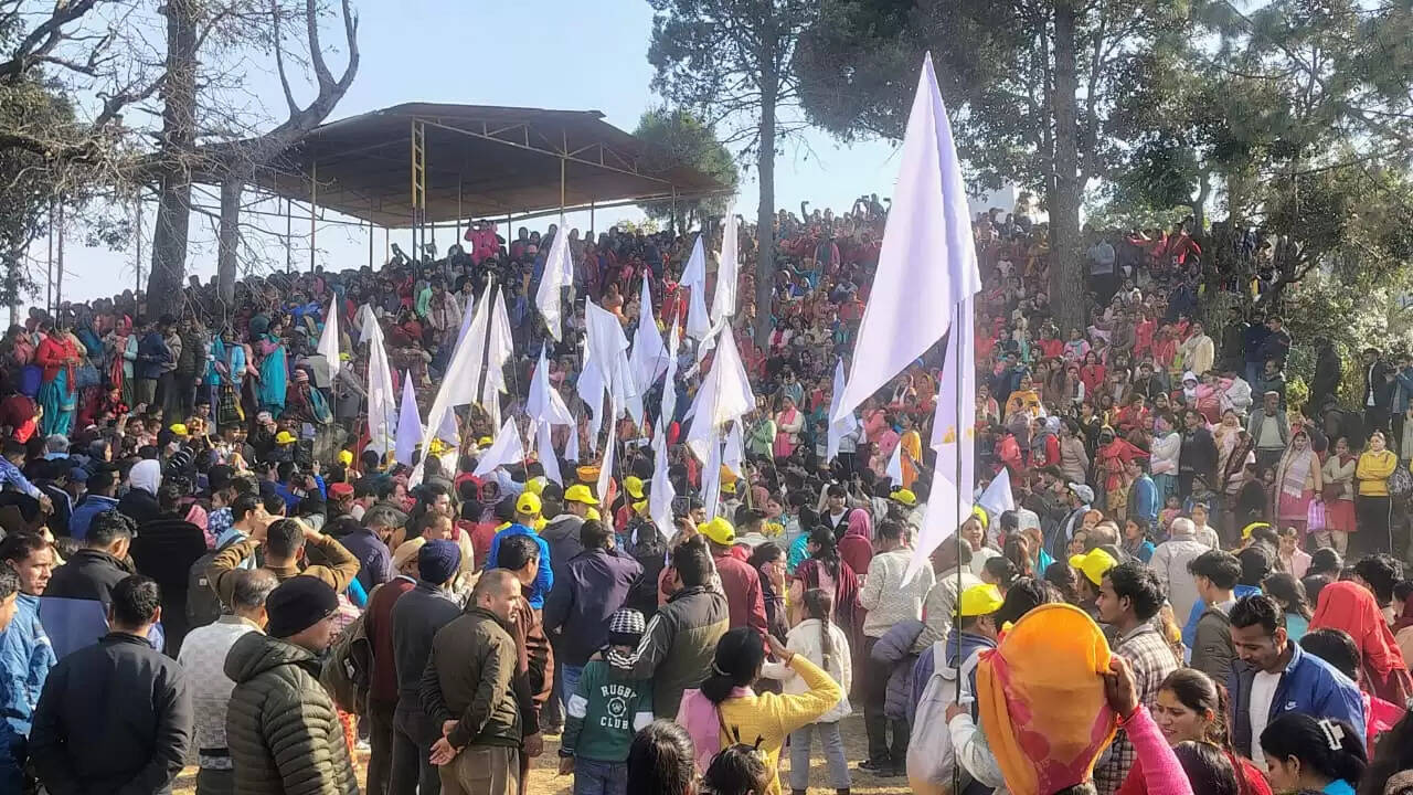 निसणी गांव में घंटाकरण की वार्षिक पूजा में उमड़ा आस्था का सैलाब