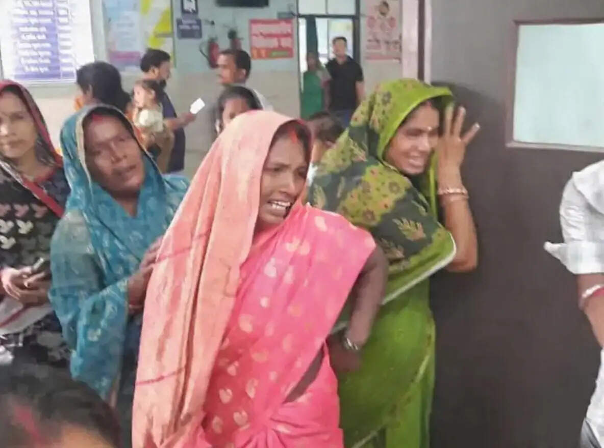 खेत में मोटर का तार जोड़ने के दौरान करंट लगने से किसान की मौत