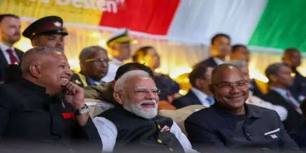 प्रधानमंत्री मोदी शामिल हुए सेशेल्स के राष्ट्रीय दिवस के जश्न में