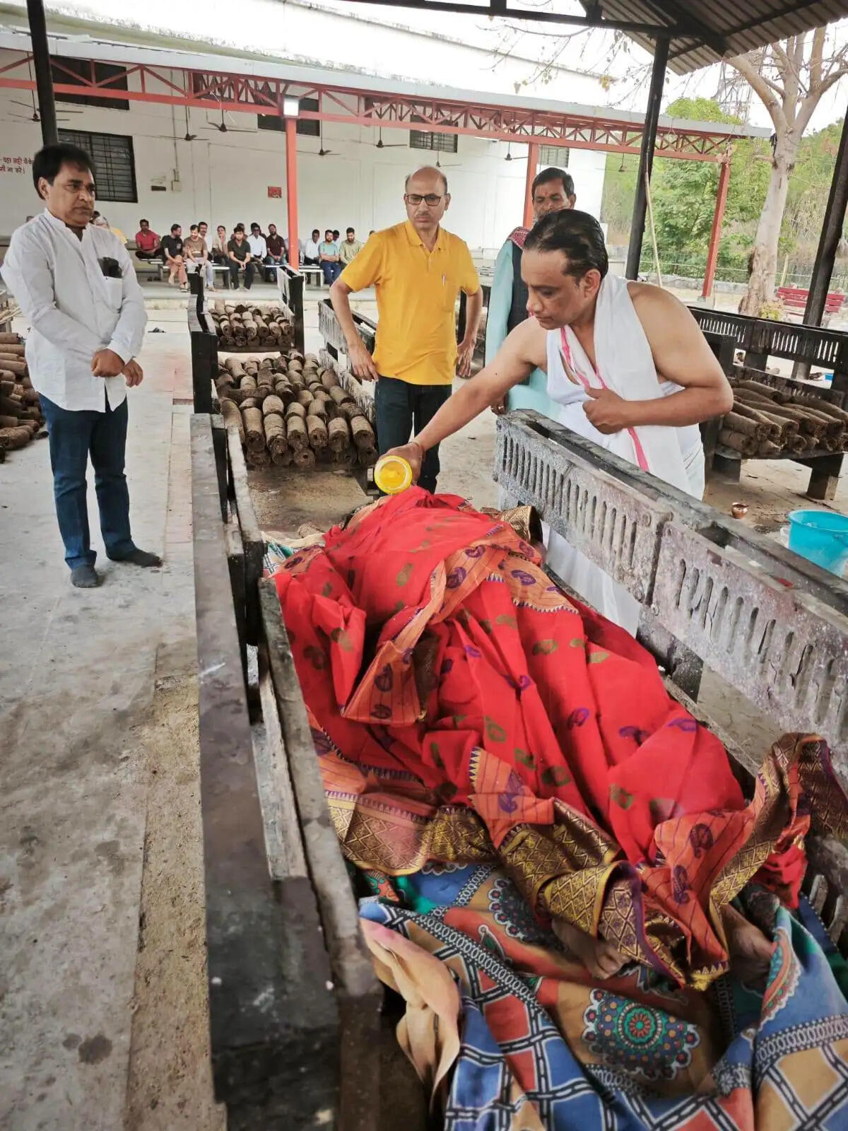 भोपाल: जेपी आंदोलन से जुड़ी सामाजिक कार्यकर्ता अनुराधा सिंह पंचतत्व में विलीन