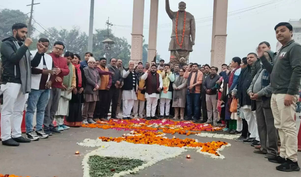 राजनीति के अजातशत्रु थे अटल, विश्व में बढ़ा भारत का सम्मान