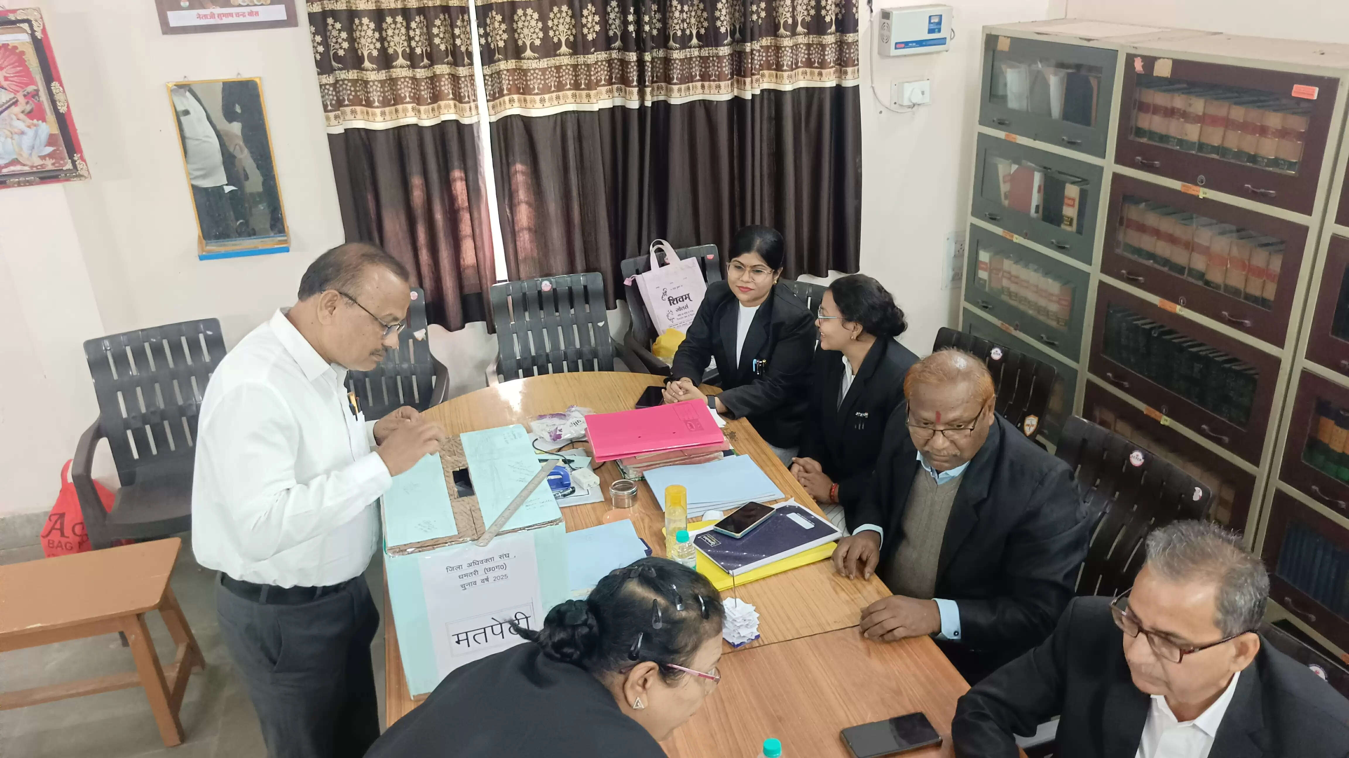 धमतरी : नीरजधर तिवारी अध्यक्ष एवं तल्लीनपुरी गोस्वामी सह सचिव बने