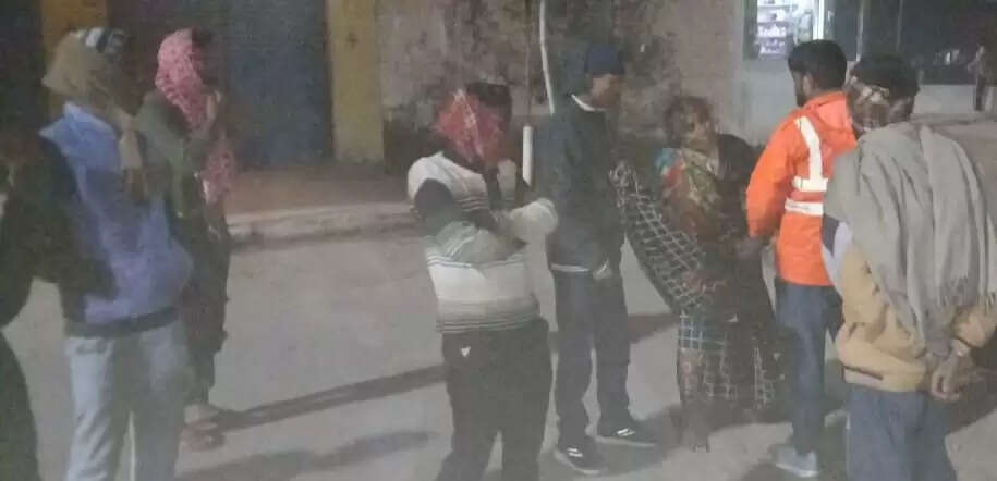 अनियंत्रित पिकअप की टक्कर से बाइक सवार की मौत