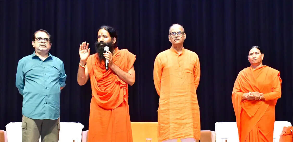 पतंजलि सिविल सर्विसेज अकादमी में 16 राज्यों से 1000़ आवेदन, 50 संन्यासी भी देंगे साक्षात्कार