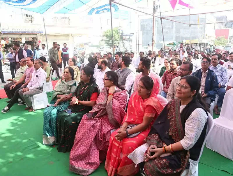 गोविंदपुरा क्षेत्र को आदर्श विधानसभा क्षेत्र बनाएंगे : राज्य मंत्री गौर