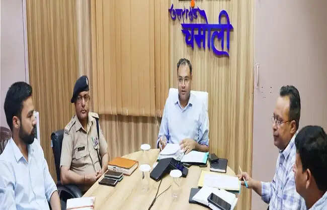चमोली में नशा उन्मूलन अभियान तेज, भांग की खेती होगी नष्ट