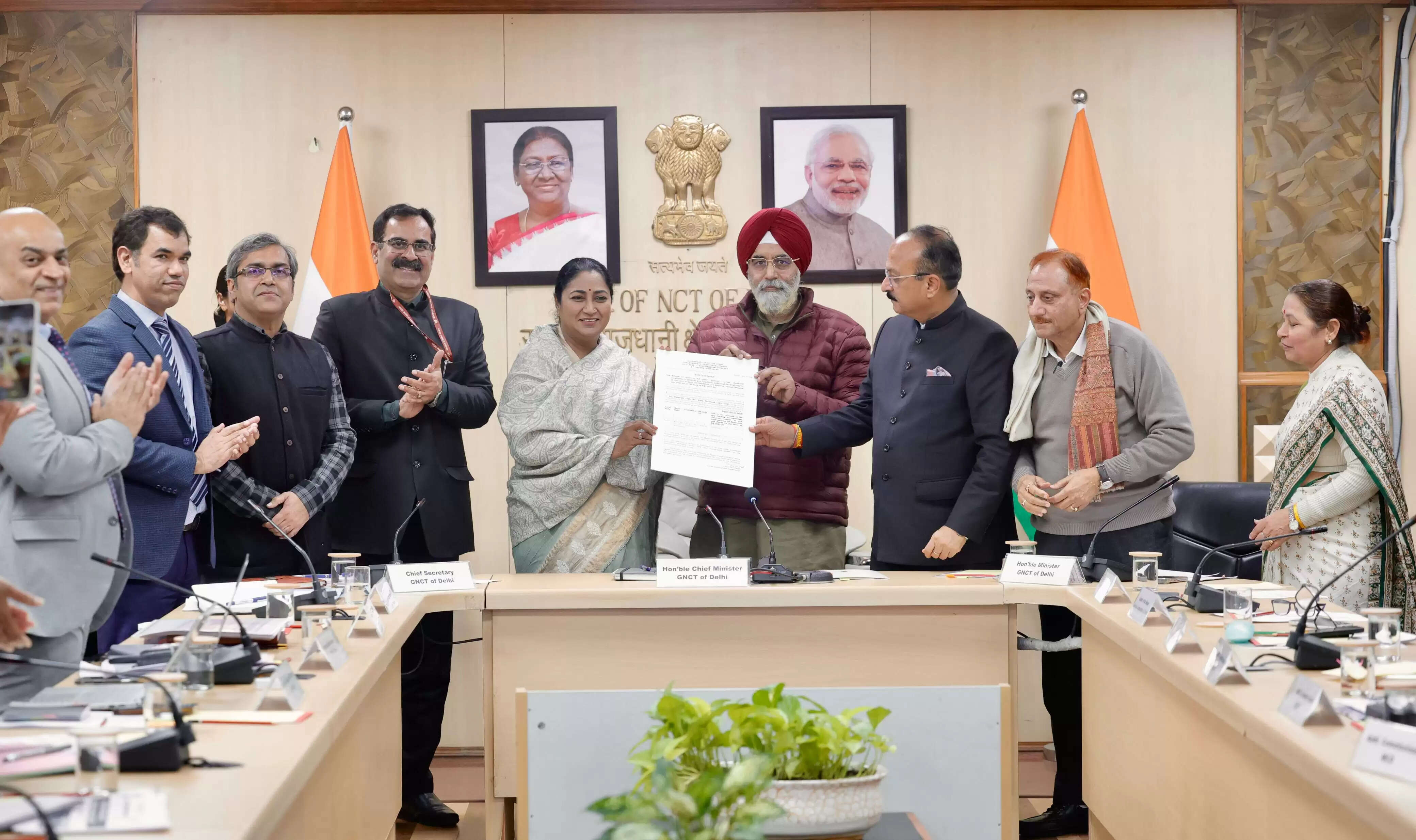 दिल्ली सरकार ने एमसीडी को दिए 500 करोड़ रुपये