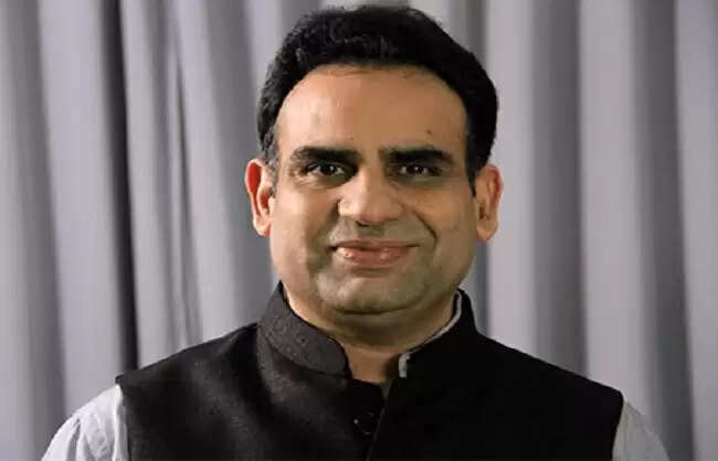 सरकार ने अजय भादू को गवर्नमेंट ई-मार्केटप्लेस का सीईओ नियुक्त किया