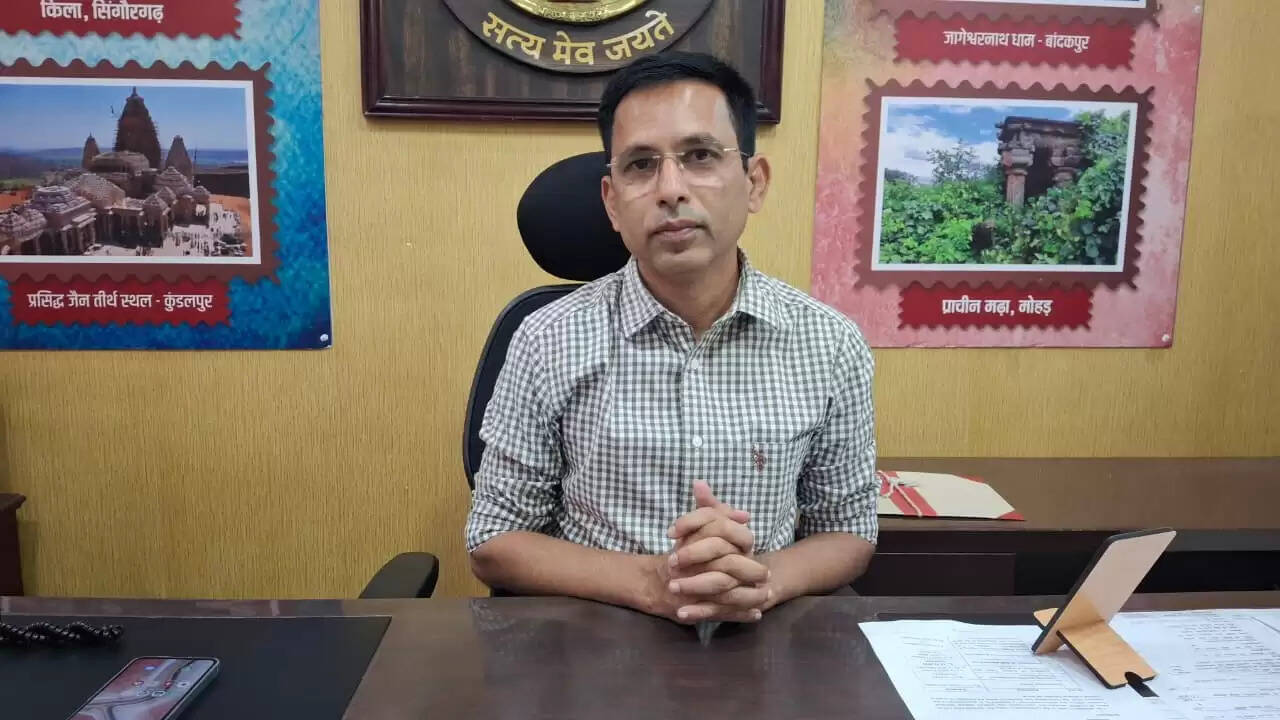 दमोहः मतदाता सूची के विशेष गहन पुनरीक्षण के लिए अब एक सप्ताह और मिला समय