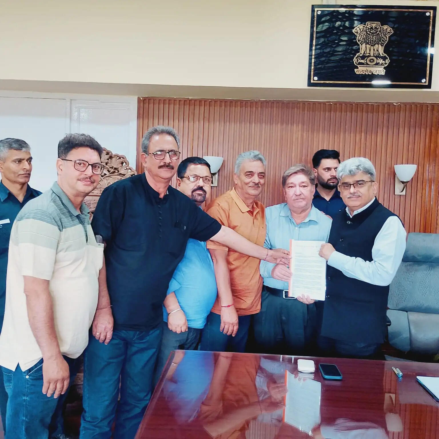 पनुन कश्मीर ने मुख्य सचिव के समक्ष उठाए विस्थापित कश्मीरी पंडितों के मुद्दे