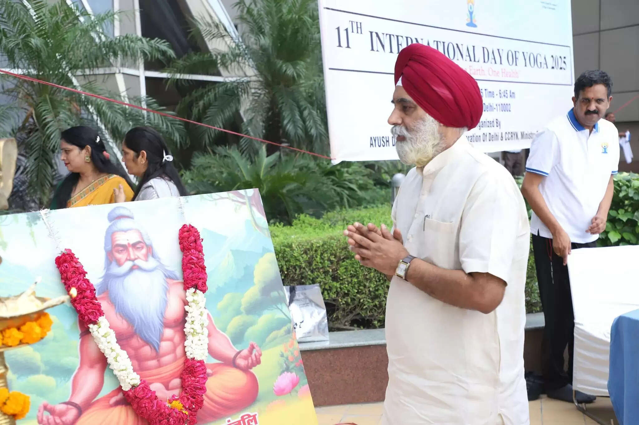 योग, हमारी सांस्कृतिक पहचान और अच्छे स्वास्थ्य की मूलधारा है- राजा इकबाल सिंह