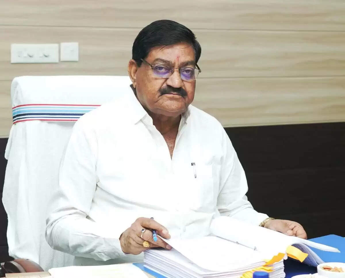 रायपुर : खाद्य मंत्री&nbsp;बघेल की अध्यक्षता में मंत्रिमंडलीय उप समिति की बैठक 23 मई को