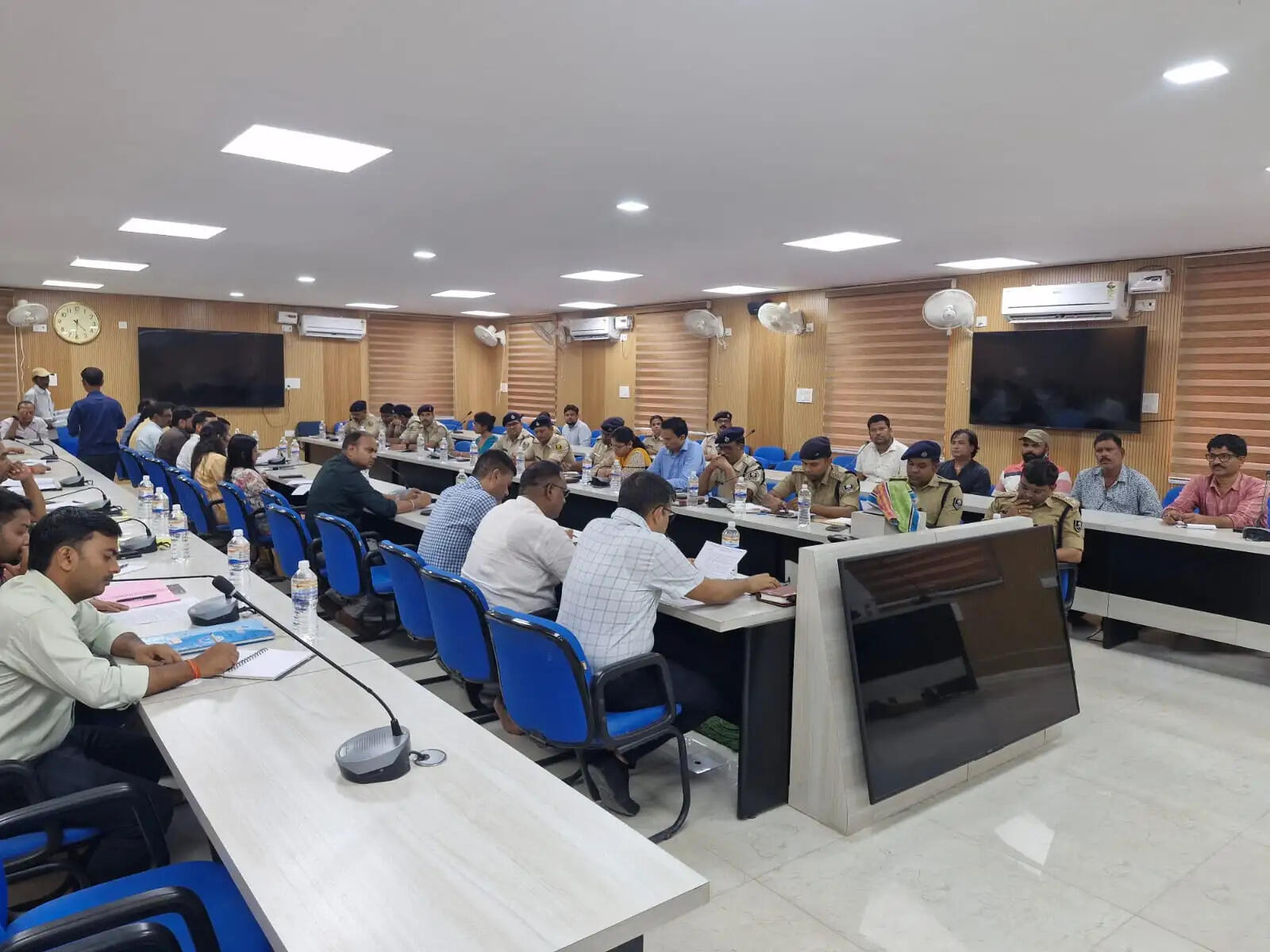 सुपौल में हाईवे सुरक्षा पर प्रशासन सख्त, 10 जून तक हटेंगे राष्ट्रीय राजमार्गों के सभी अवैध अतिक्रमण